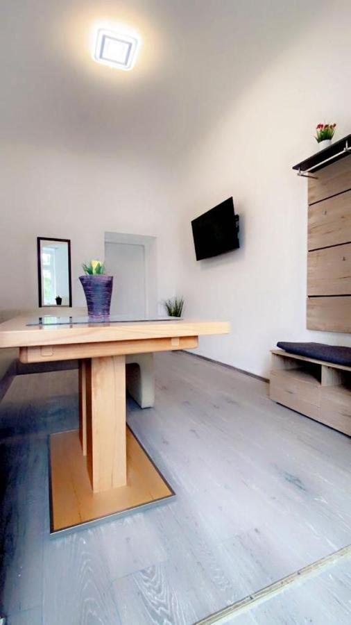 Private Room In Shared Apartment Pr4-9 Вена Экстерьер фото